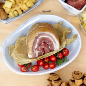Мясной рулет
